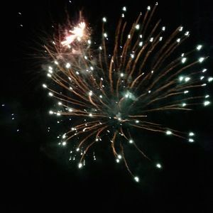 Meet your Posher, Mayajazmine ramos